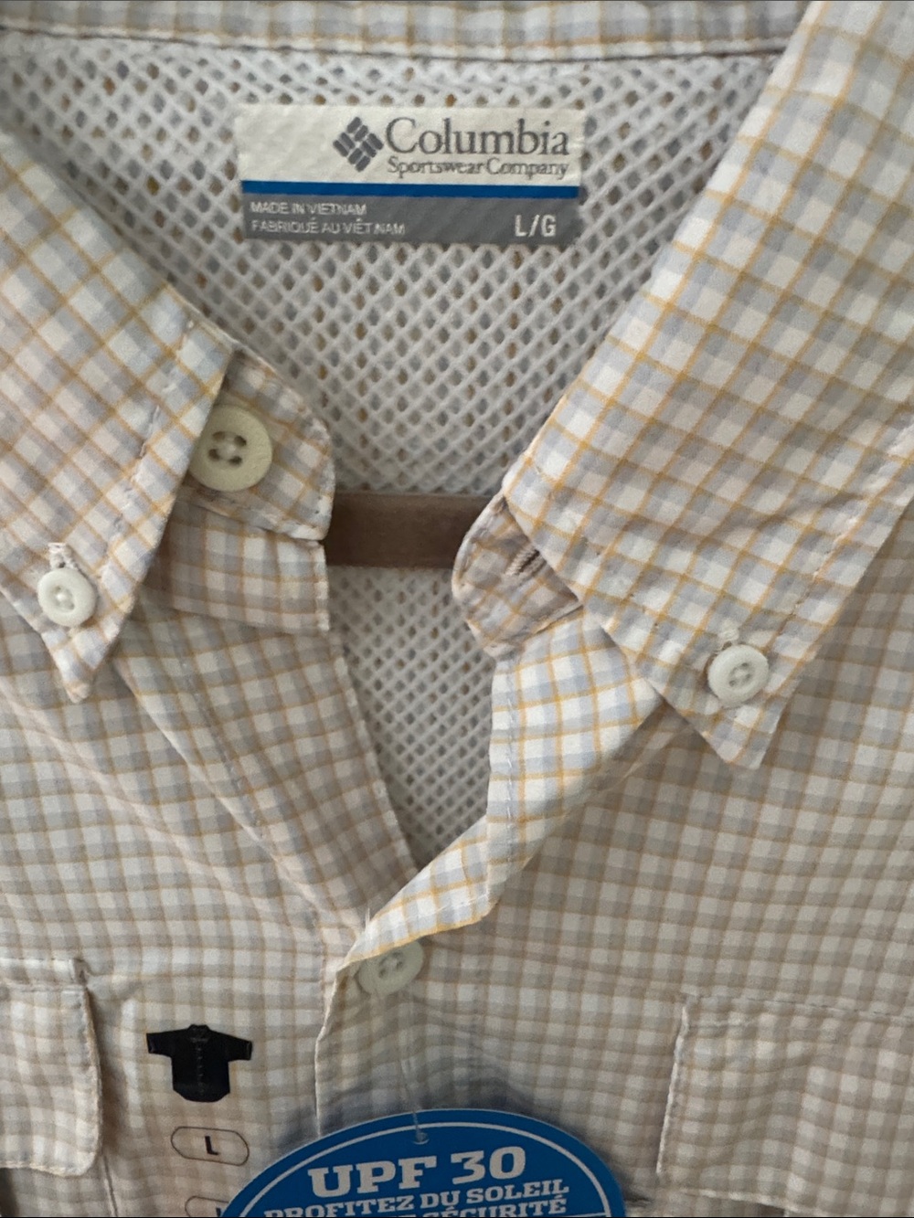 Columbia Men’s Beige Check Short-Sleeve Button-Down Shirt - Picture 5 of 7